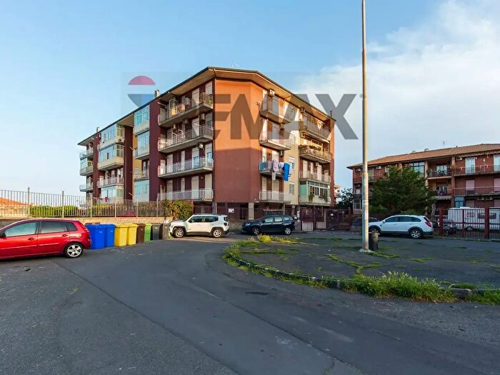 Appartamento quadrilocale in vendita in Via Cassiopea, Catania