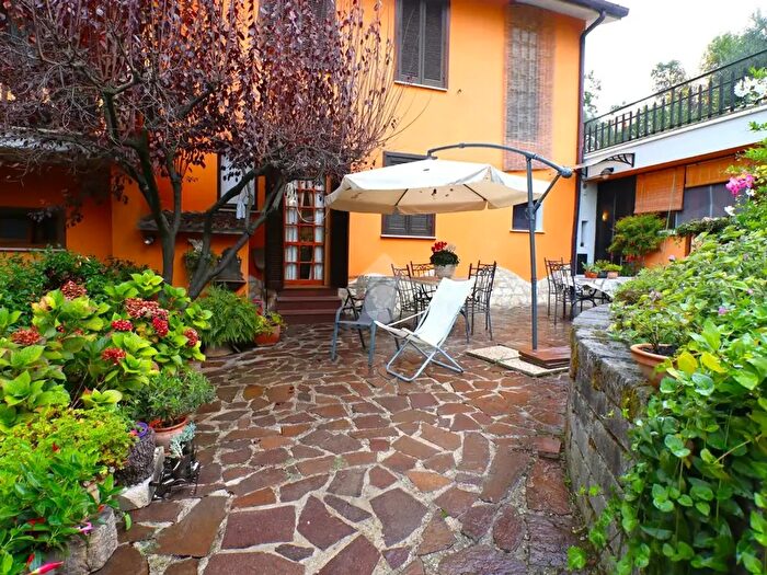 Casa quadrilocale in vendita in Strada di Perticara, Terni