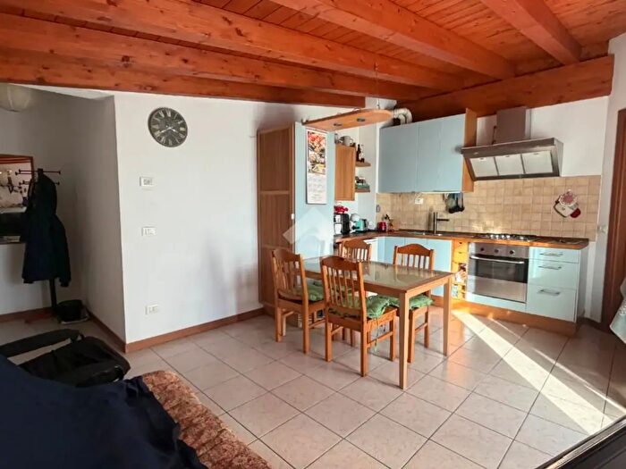 Appartamento trilocale in vendita in Via Traversa Capannelle, Grassobbio