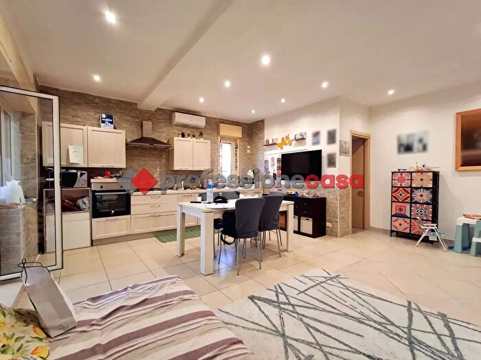 Appartamento con 5 locali in vendita in Via J F Kennedy, Sant'Agata Li Battiati