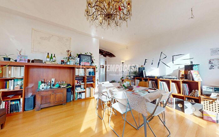 Appartamento quadrilocale in vendita in Via Santa Giulia, Torino