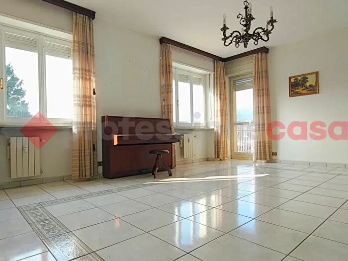 Appartamento quadrilocale in vendita in Via Novarea, Pinerolo