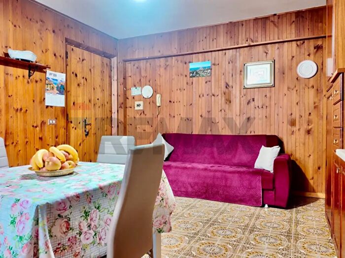 Appartamento trilocale in vendita in Via Po, Montemarciano