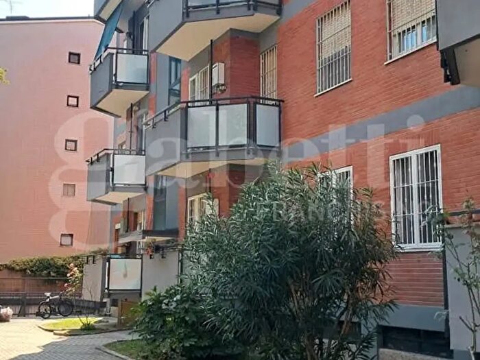 Appartamento trilocale in vendita in Via del Cardellino, Milano