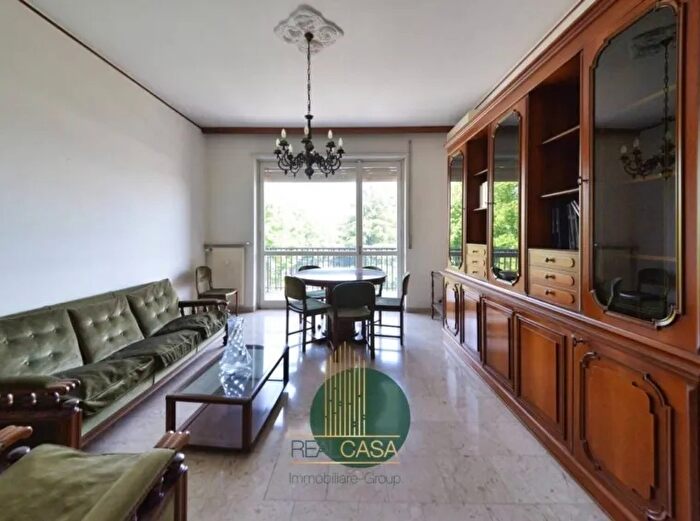 Appartamento bilocale in vendita in Via Cesare Miola Campo SportivoColombara Saronno Varese Lombardia Italia, Saronno