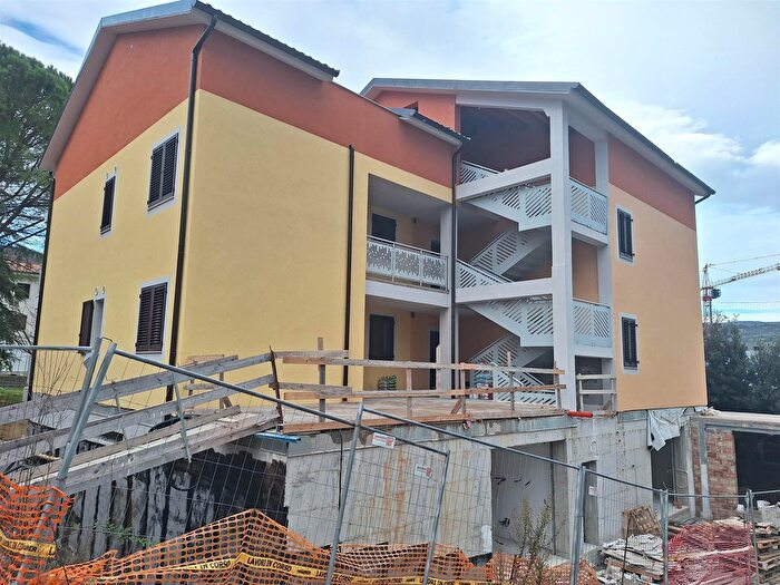 Appartamento con 5 locali in vendita in San Severino Marche