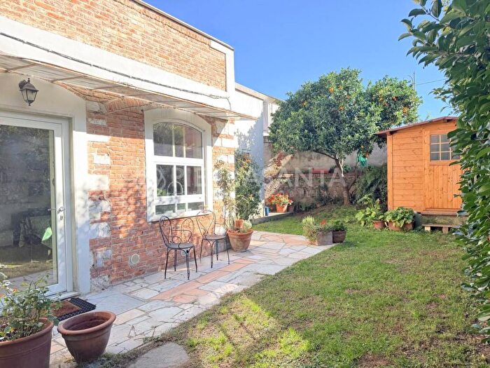 Casa quadrilocale in affitto in Pietrasanta