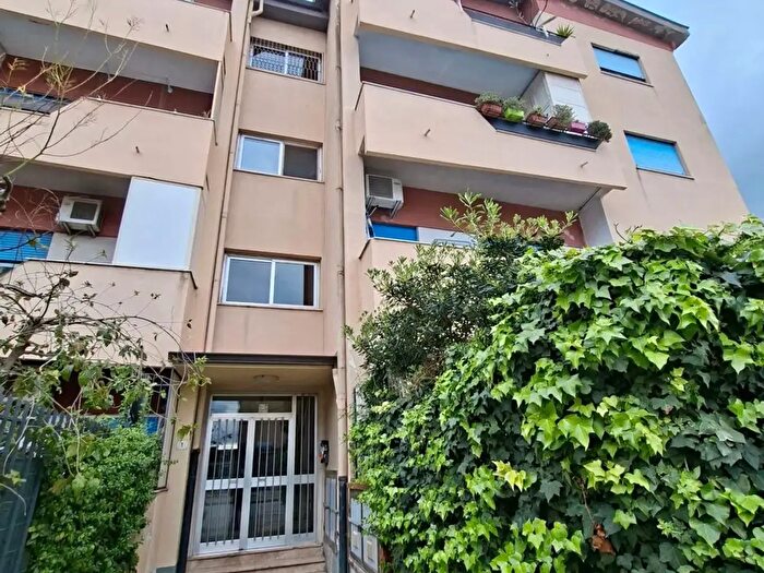 Appartamento con 5 locali in vendita in Via Nicolò Azoti, Palermo