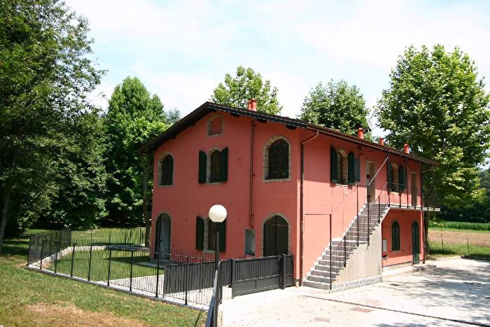 Appartamento trilocale in affitto in Via Molinara, Albavilla