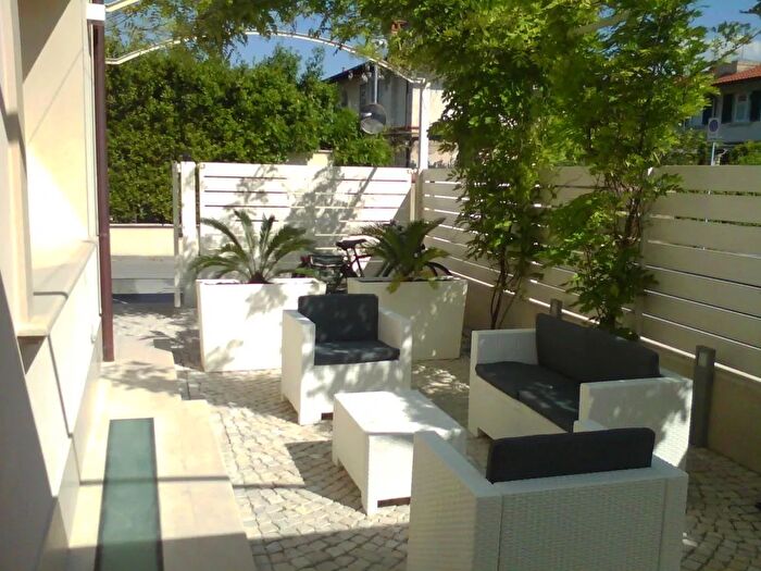 Casa quadrilocale in affitto in Via Ammiraglio Morin a, Forte Dei Marmi