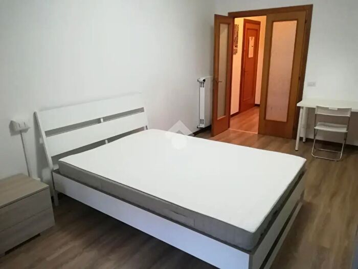 Appartamento con 5 locali in affitto in Via Ruggero Torelli, Perugia