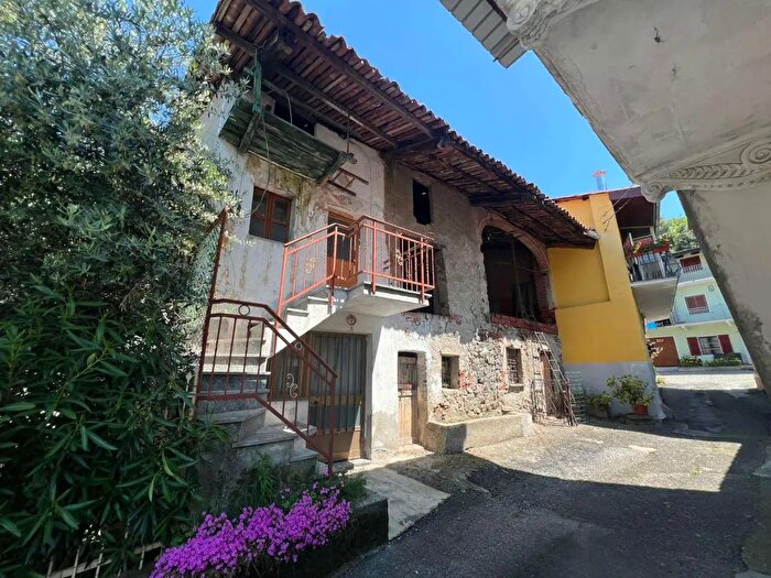 Casa monolocale in vendita in Pavone Canavese
