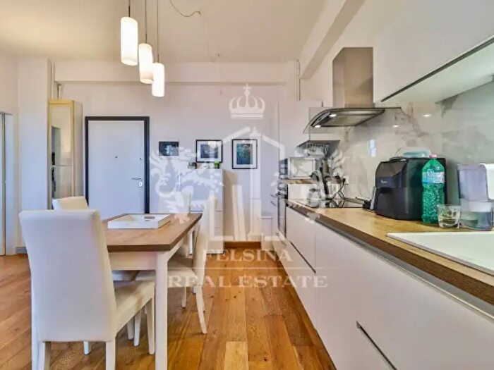 Appartamento trilocale in vendita in Via Aldo Pio Manuzio, Bologna