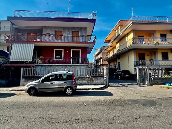 Appartamento bilocale in vendita in Via Aldo Moro, Aci Catena