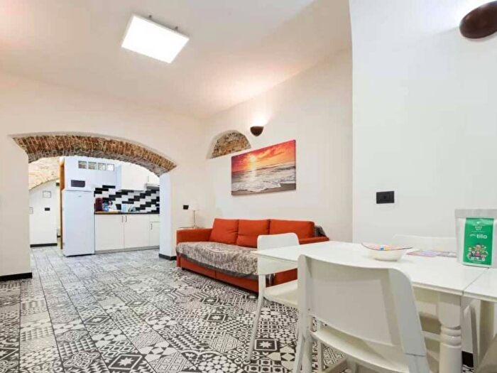 Appartamento bilocale in affitto in Vicolo Chiuso Gelsa, Molo, Genova