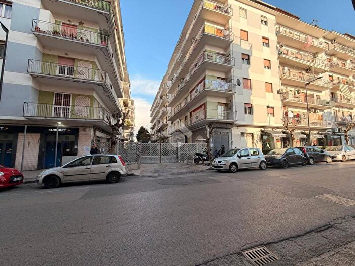 Appartamento trilocale in affitto in Via Napoli, Centro, Mugnano di Napoli