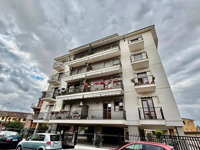 Appartamento con 5 locali in vendita in Via Vespucci, Alessandria