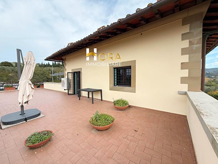 Appartamento quadrilocale in vendita in Via Aretina Nuova, Firenze