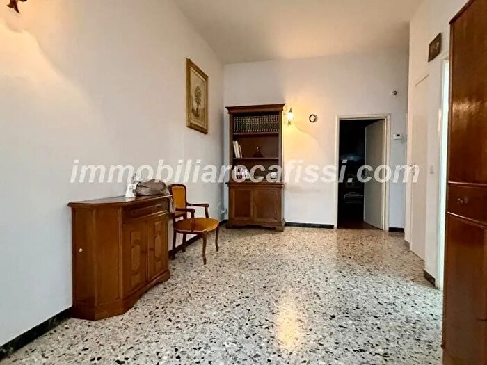 Casa con 5 locali in vendita in a Vittorio Emanuele II, Poggio A Caiano