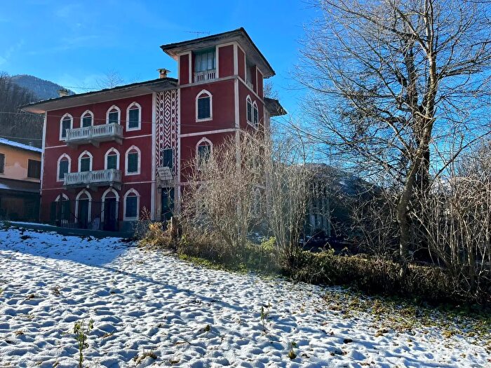 Case in Vendita e in Affitto - 2