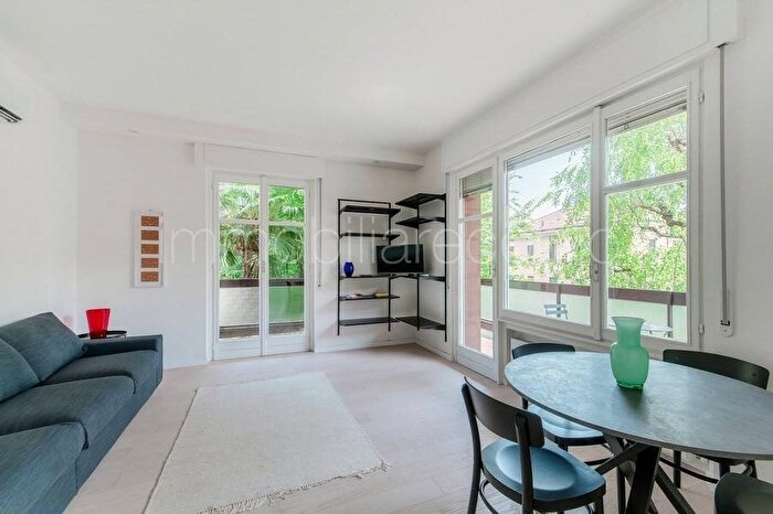 Appartamento bilocale in affitto in Via Zezio, Borghi, Como