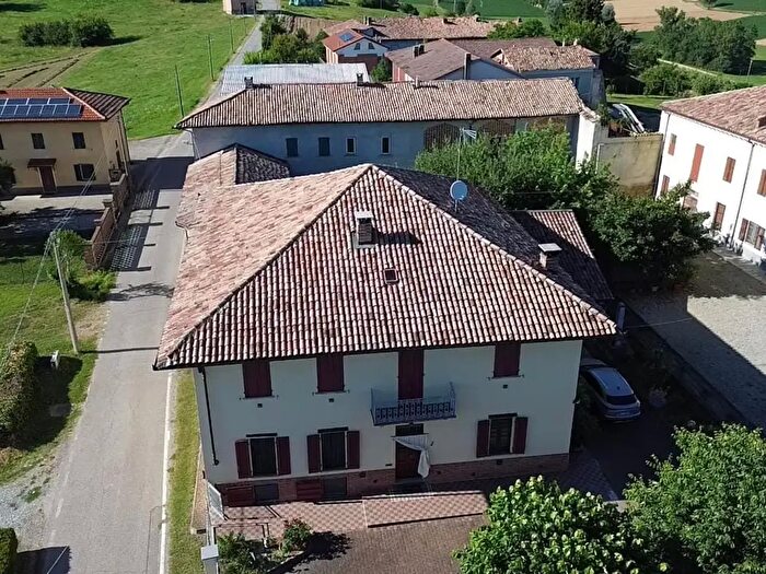 Casa con 5 locali in vendita in Via Sorina, Murisengo Monferrato