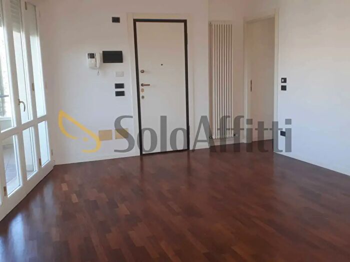 Appartamento quadrilocale in affitto in Viale Giuseppe Giusti, Rimini