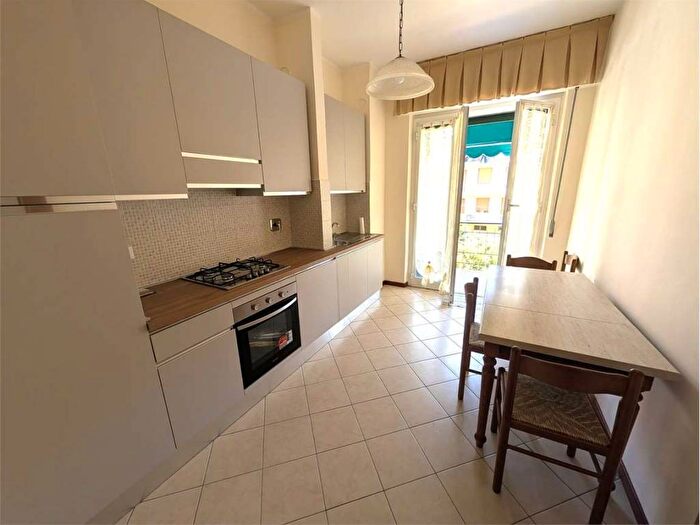 Appartamento quadrilocale in affitto in Lerici Paese, Lerici