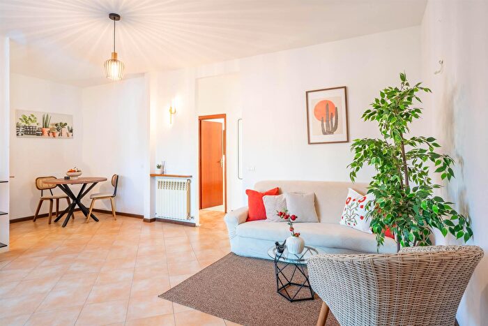 Appartamento trilocale in vendita in Via Vittorio Alfieri, Castelnuovo Berardenga