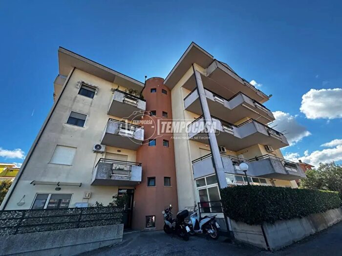 Appartamento trilocale in vendita in Via Sant' Egidio, Fossacesia