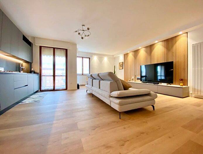 Appartamento quadrilocale in vendita in Indirizzo Via Giacomo E Sergio Russi, Ancona