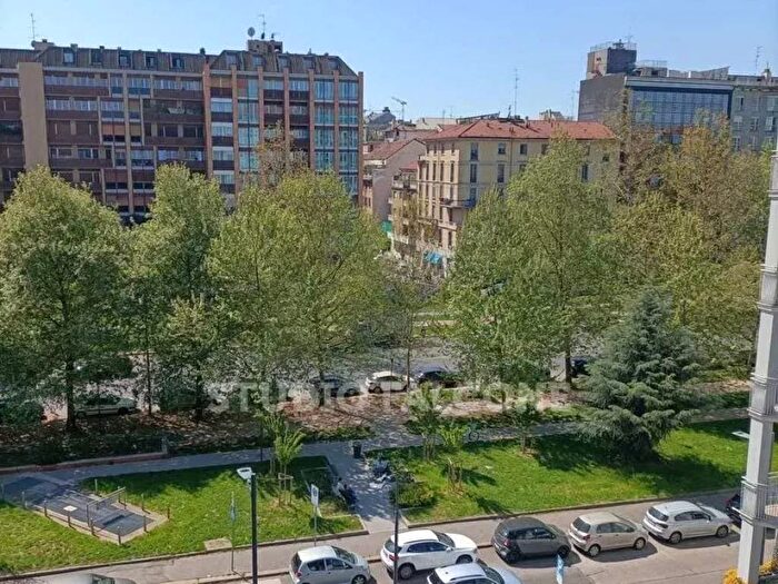 Appartamento monolocale in affitto in Corso Sempione, Sempione, Milano