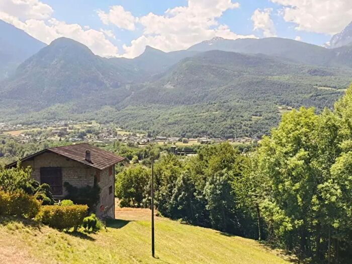 Casa trilocale in vendita in Roatte, Nus