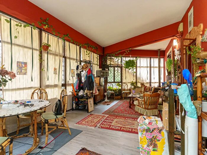 Casa con 9 locali in vendita in Via Federico II di Svevia, Pedara