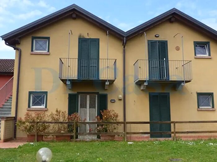 Appartamento bilocale in vendita in Via a Diaz, Leggiuno