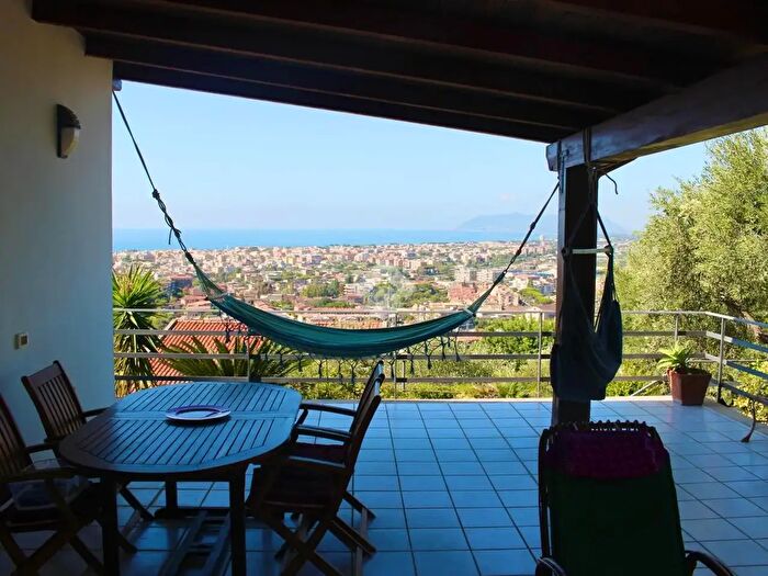 Casa quadrilocale in vendita in Via Carlanti, Terracina