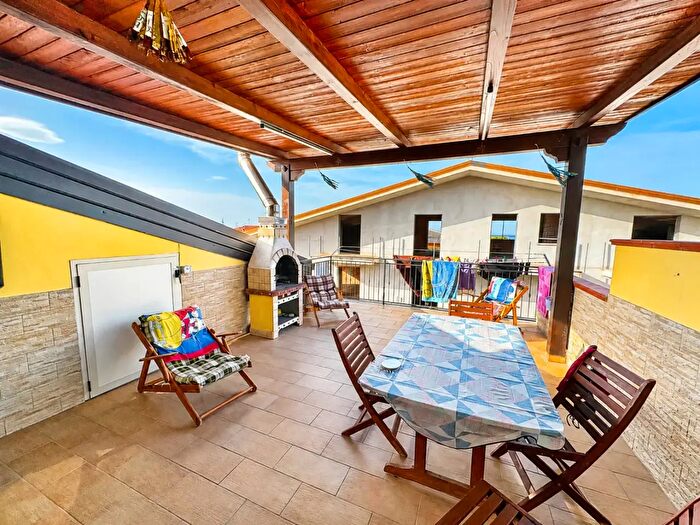 Appartamento con 5 locali in vendita in Via Mercurio, Crosia