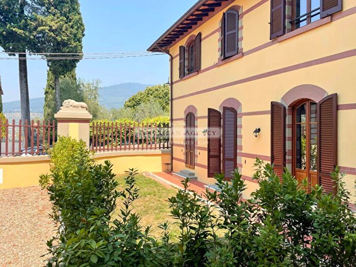 Appartamento quadrilocale in vendita in Via di Capornia, Serpiolle, Firenze