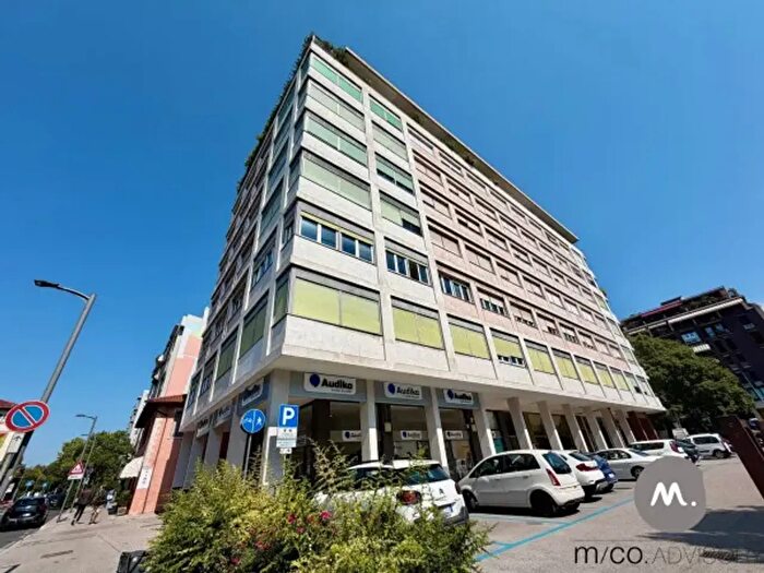 Appartamento con 5 locali in vendita in Largo San Giovanni Bosco, Pordenone