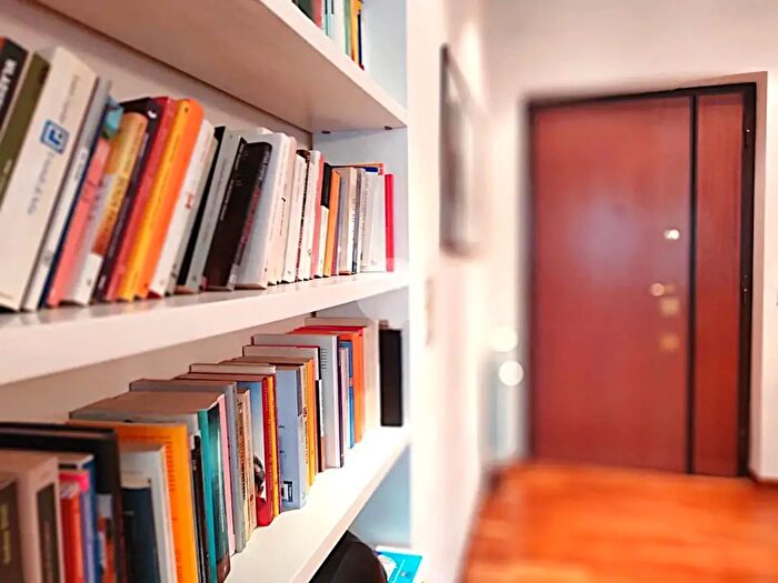 Appartamento bilocale in vendita in Via Antonio Fogazzaro, Roma