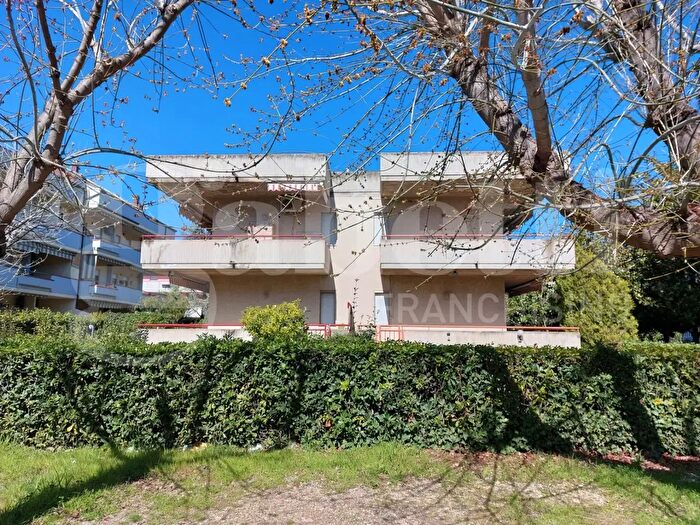 Appartamento quadrilocale in vendita in Via Olimpica, Alba Adriatica