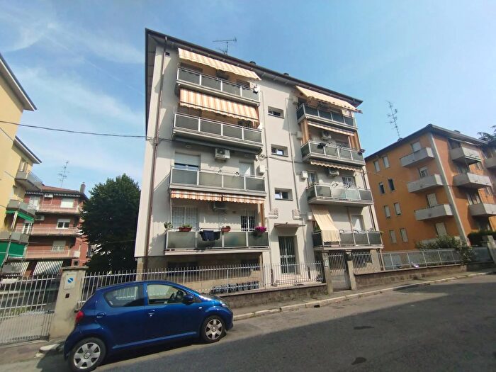 Appartamento quadrilocale in vendita in Via Amerigo Vespucci Casalecchio di Reno, Casalecchio Di Reno