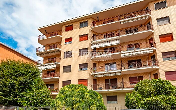 Appartamento trilocale in vendita in Via Cesare Pavese, Moncalieri