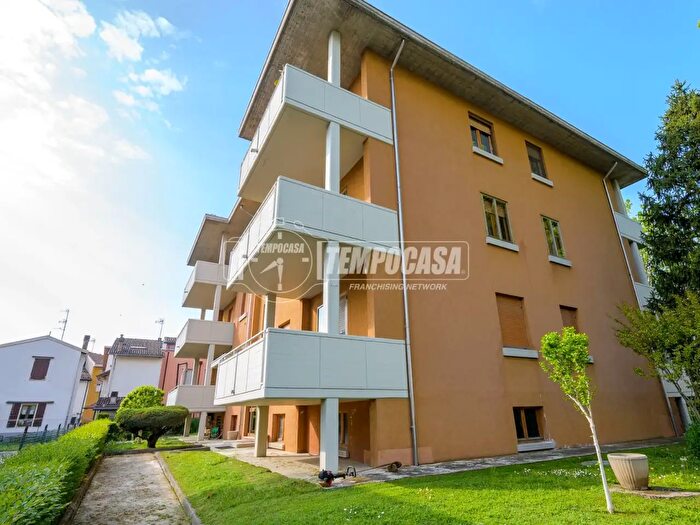 Appartamento quadrilocale in vendita in Via Don Giovanni Minzoni, Fontevivo