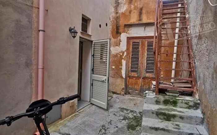 Casa monolocale in vendita in Via Nicolò Fabrizi Marsala, Marsala