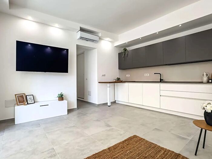 Casa bilocale in vendita in Via Mestre, Cagliari