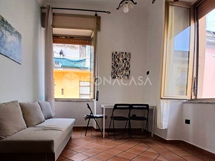 Appartamento bilocale in affitto in Via Gabriele Rossetti, Fuorigrotta, Napoli