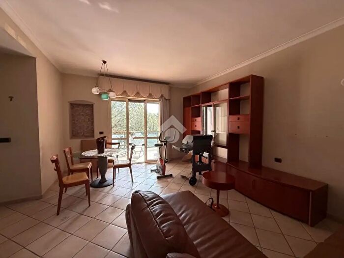 Appartamento trilocale in vendita in Via Toscana, Melito Di Napoli