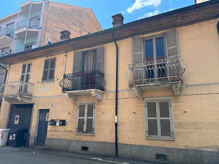 Casa con 5 locali in vendita in Via Donizetti, Collegno