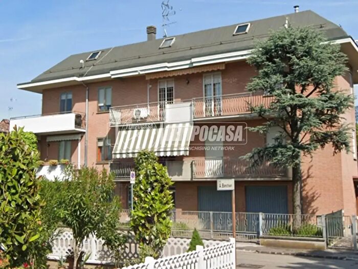 Appartamento quadrilocale in vendita in Via Porpora, Modena